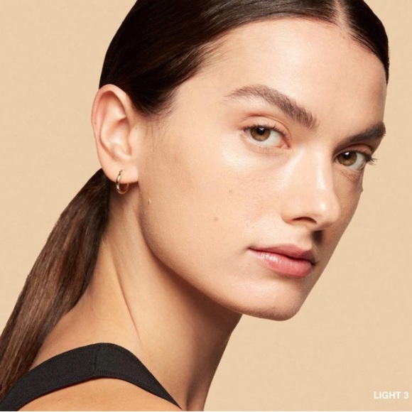 New Bobbi Brown Vitamin Enriched Skin Tint Broad Spectrum SPF 15 skin like base - Picture 4 of 15